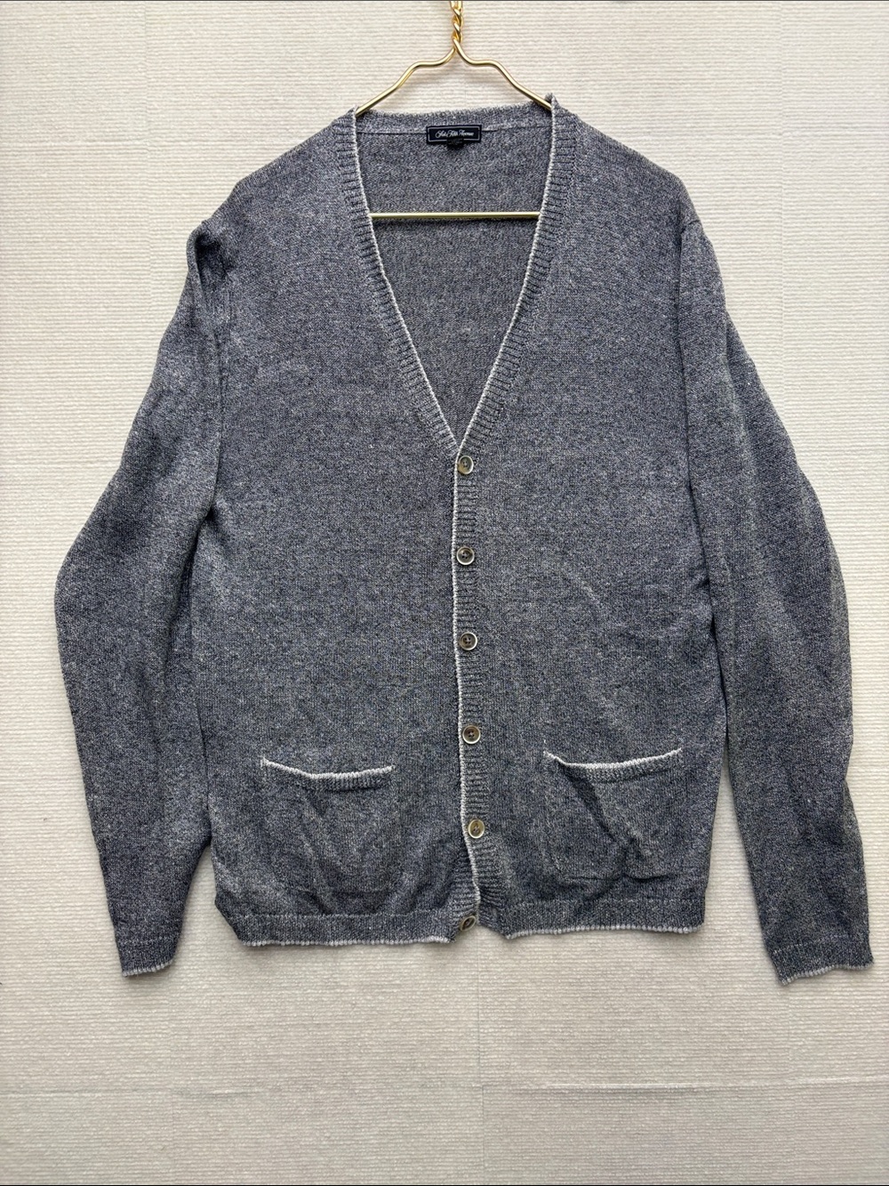 Saks Fifth Avenue | XL made in Italy Men's Gray V-Neck Button Cardigan Sweater
